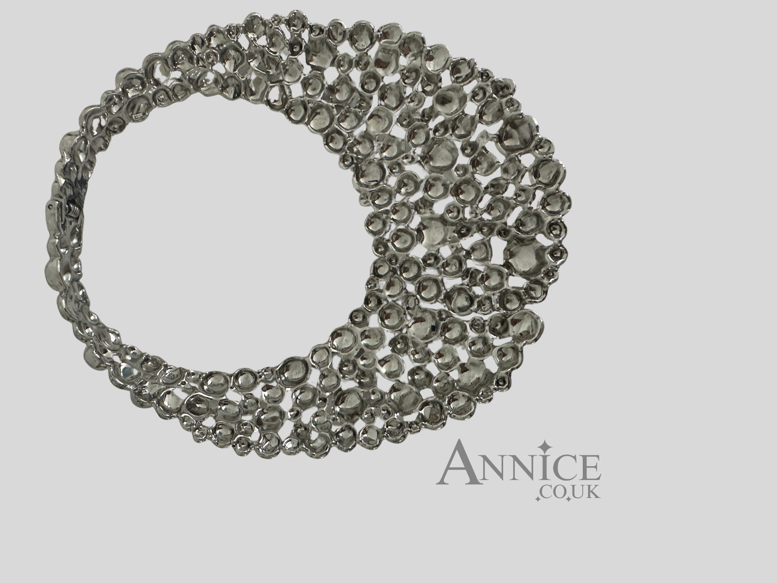 Trinny Collar Necklace – Hinged Bib Choker – Platinum – Same/Next Day Dispatch