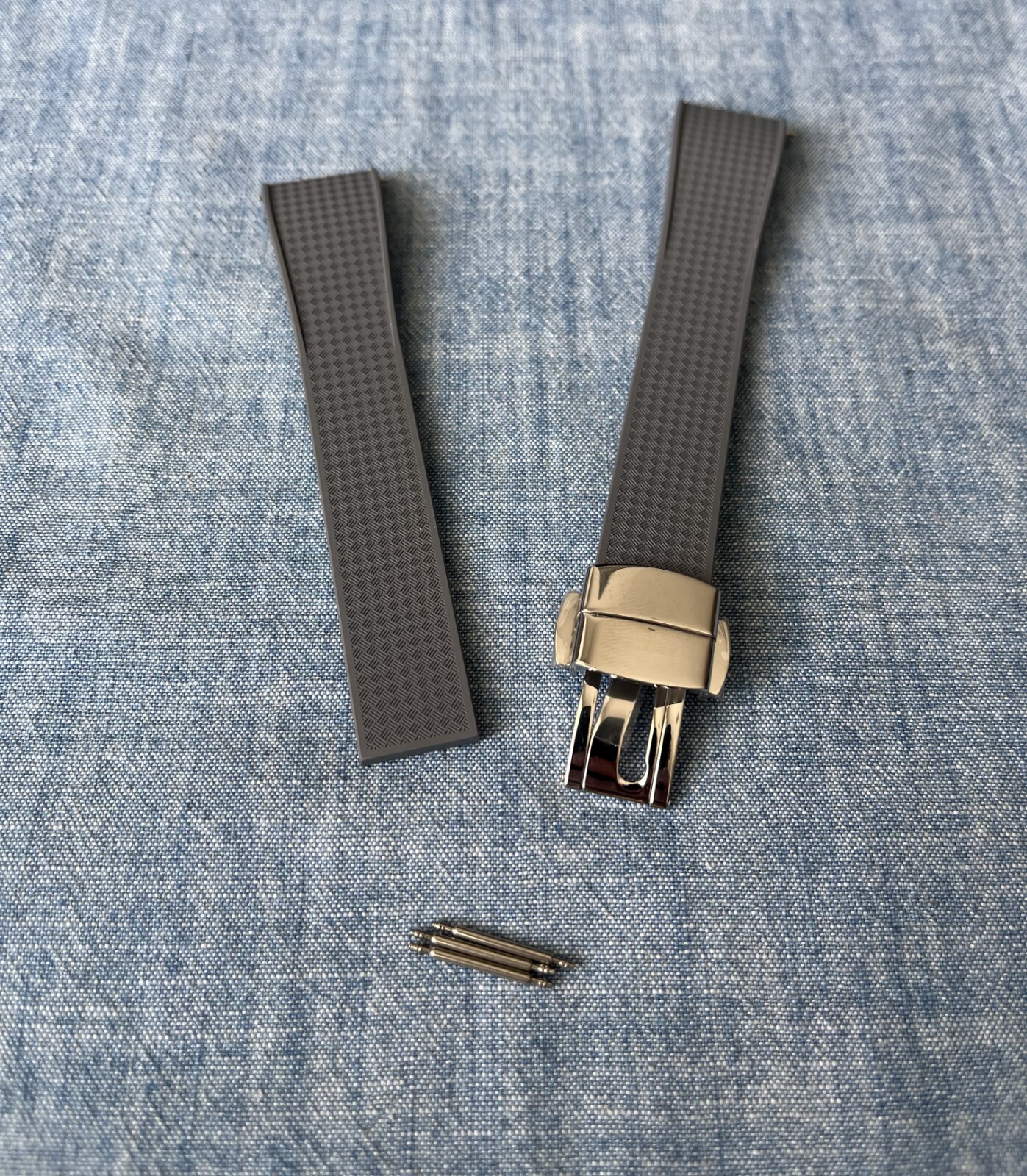 Wiscasset Watch – Premium FKM Cut to Size Watch Straps – 7 Colors