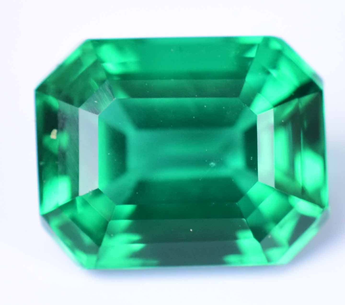 Natural Green Emerald 7.70 Ct Emerald Cut AGL Certified Stunning Loose Gemstone