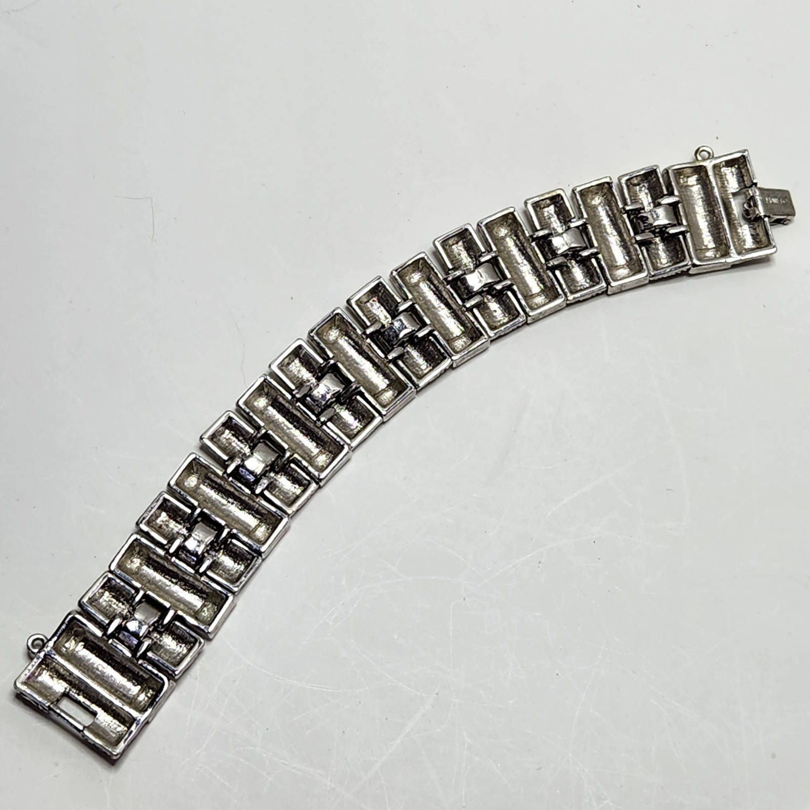 Vintage Monet Silvertone Bracelet Textured 1″ wide 7″ Fold Over Clasp No Safety