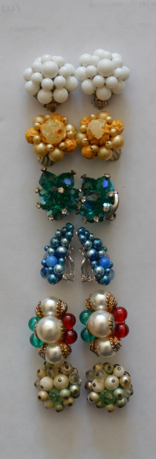 Lot of 6 unsigned multi colored beaded clip on earrings , as is