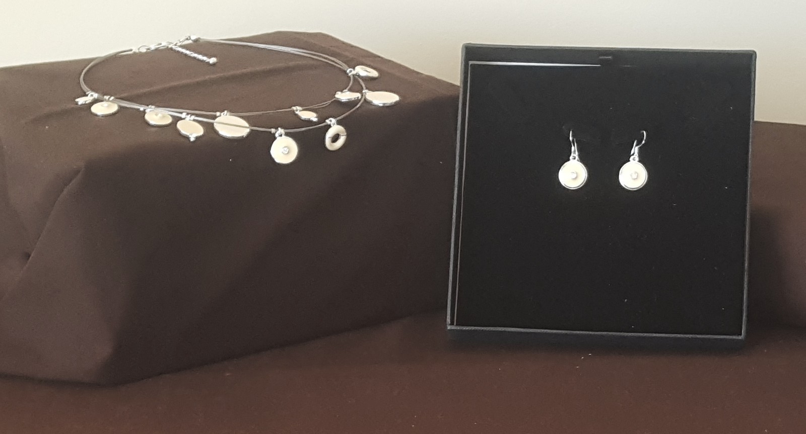 Bliss Womens Round Enamel Drop Pendant Necklace Earrings Set 16″ Branded Box