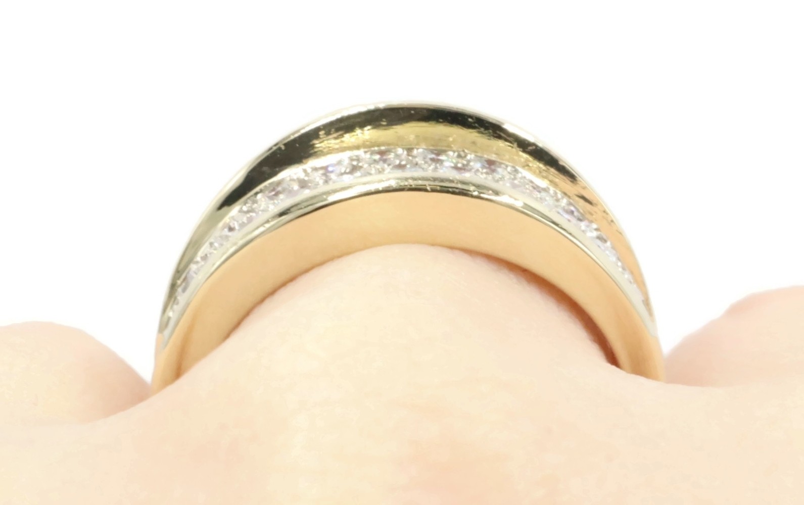 Estate 3-Row 1.70 Ctw Round Diamond 14KT Yellow Gold 10.6mm Cluster Ring 7.69g