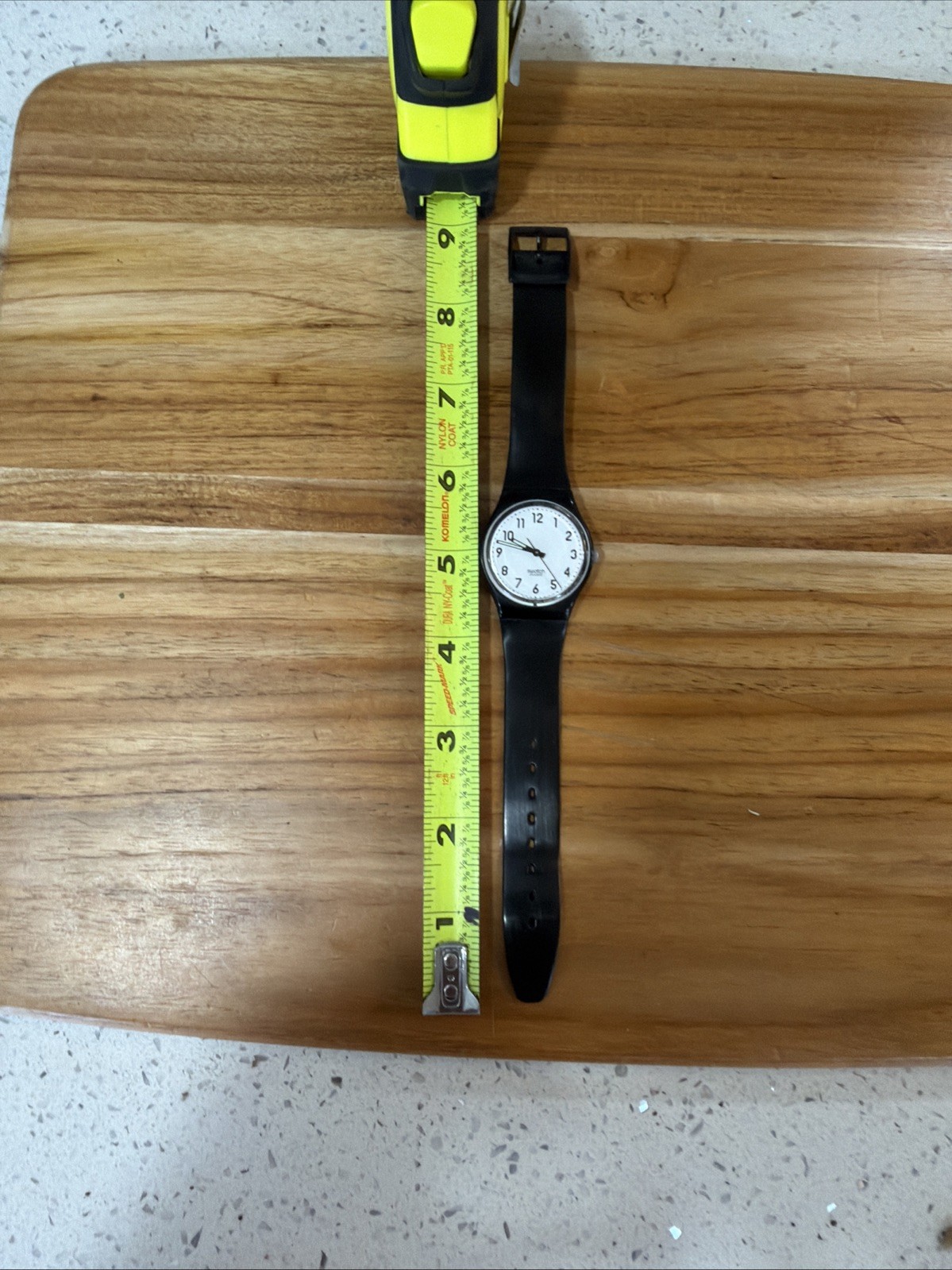 Vintage Swatch Watch LB153 “Something New” Ladies 25mm Black & White Swiss
