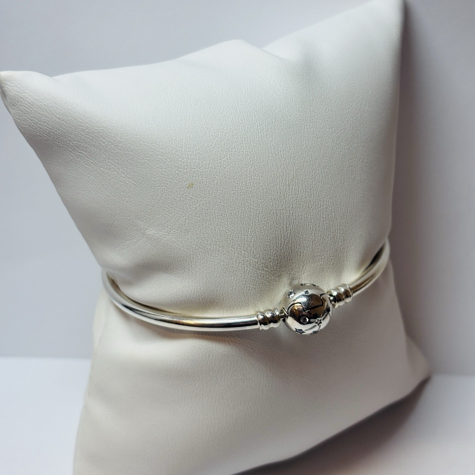 Pandora Sterling Silver Stars and Galaxy Bangle Bracelet 590009C01 7in -.31