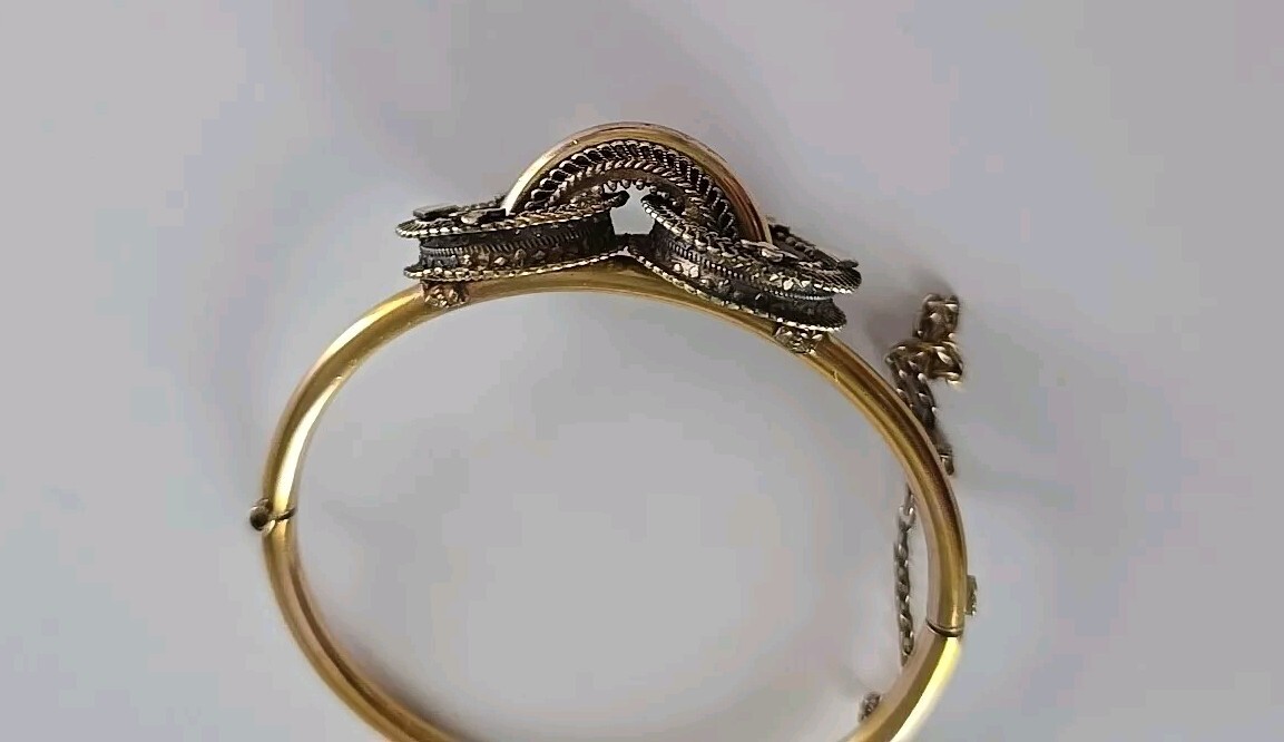 Victorian Etruscan Bracelet Gold Filled Filigree Clover Diamond Shape 6.25