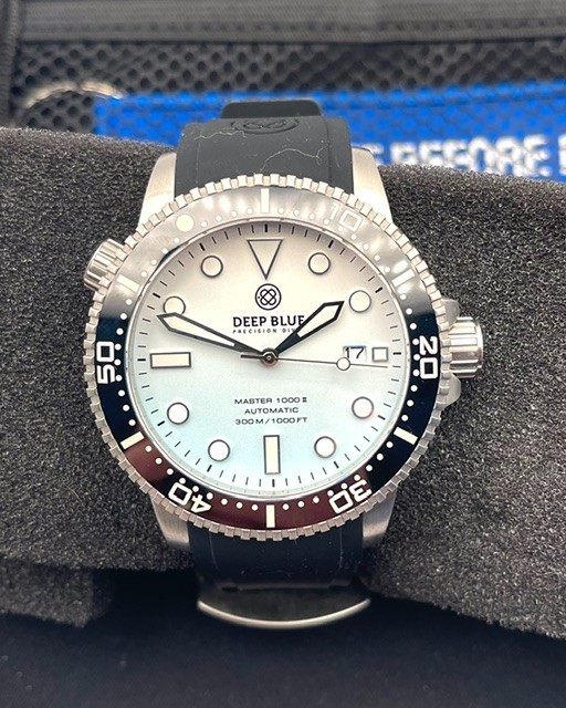 Deep Blue Master 1000 II Automatic Diver — White Mother of Pearl Dial (100% Unwo