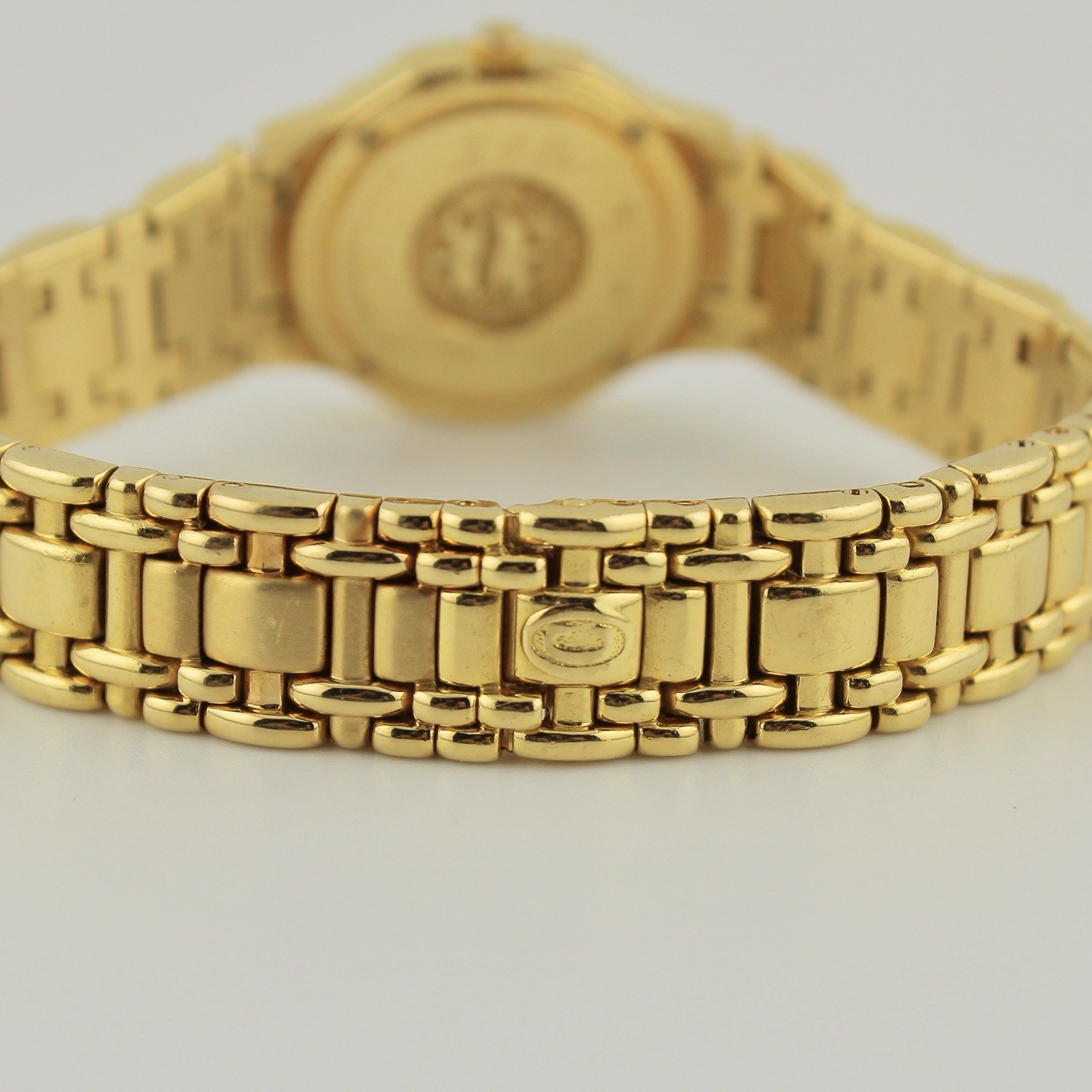 Concord Saratoga Solid 18K Yellow Gold Diamond Bezel 23mm Vintage Watch