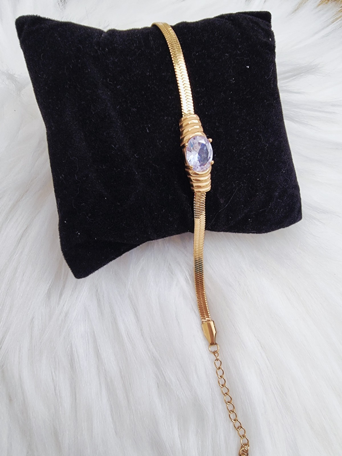 Gold Oval White Stone Bracelet/ Stainless Steel / Adjustable