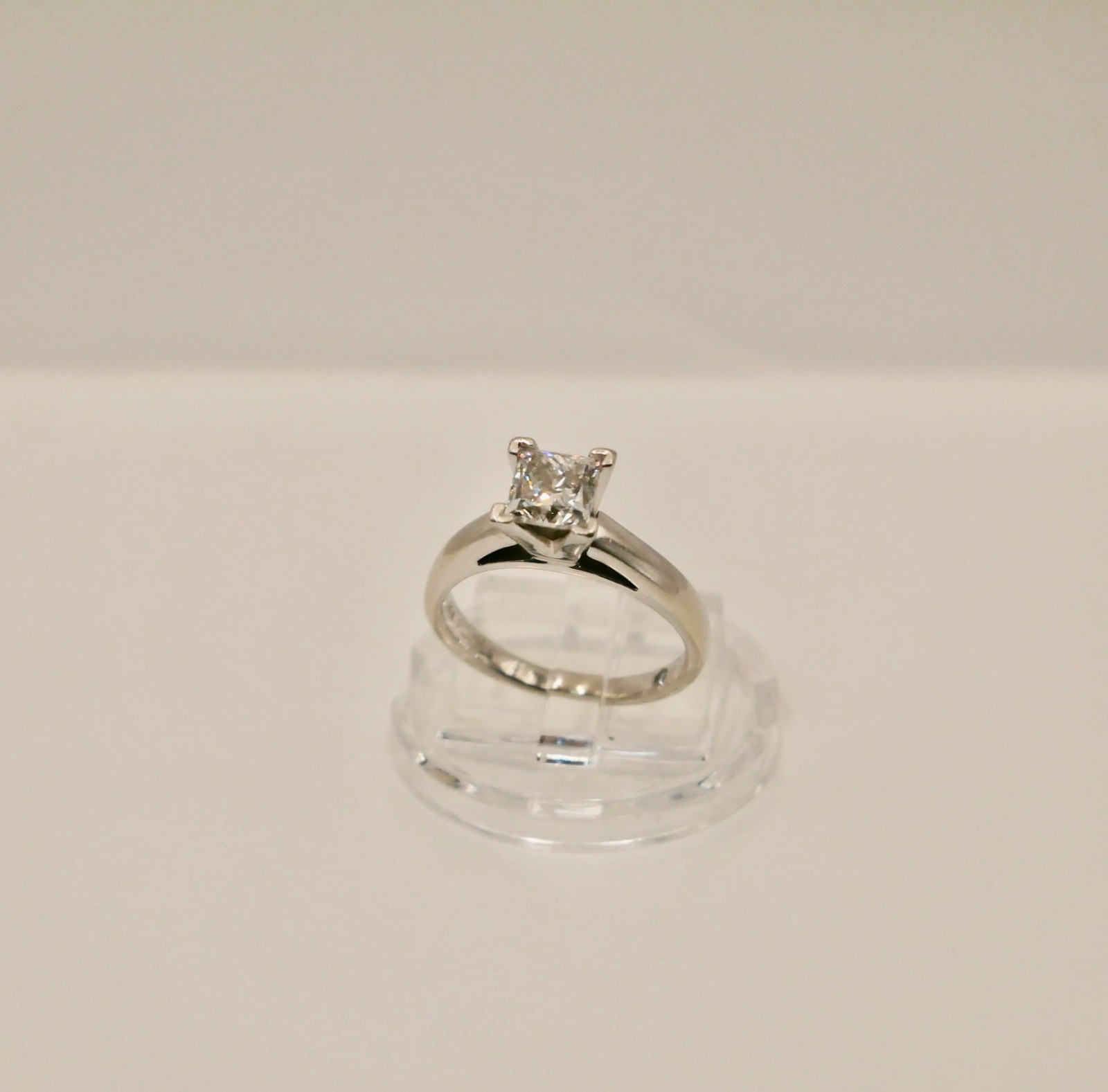 Leo Princess Diamond Solitaire Engagement Ring 1.03 ct 14K & Plat