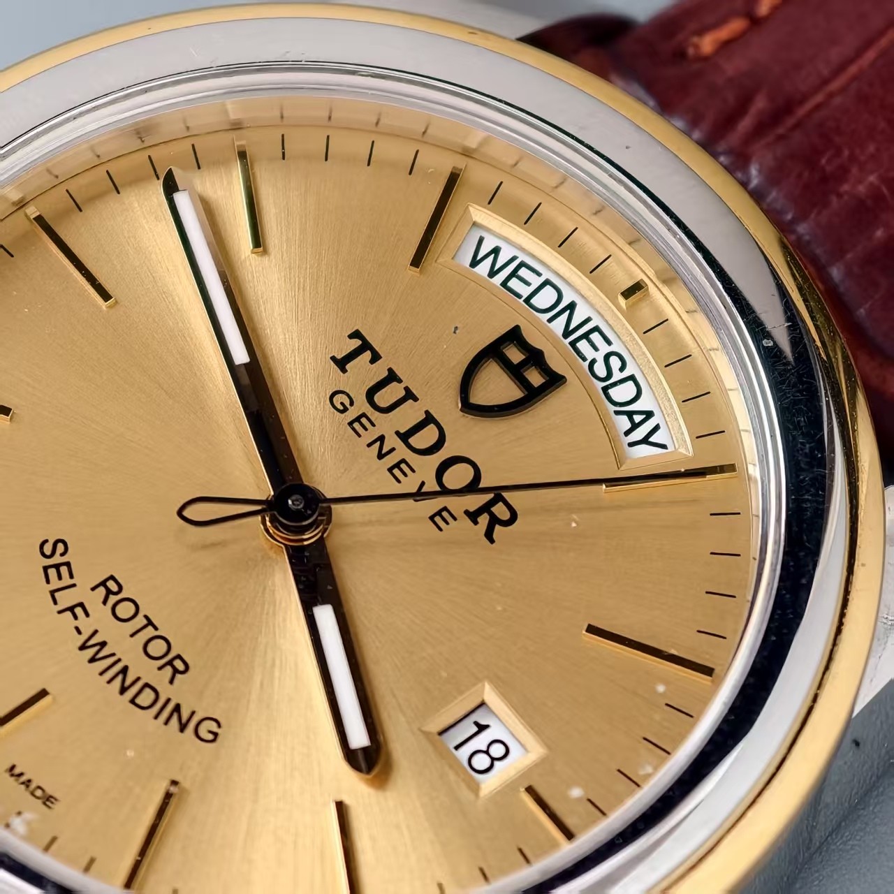 Tudor Champagne Dial Glamour M56003-0040 Men’s Watch Automatic 39mm Date