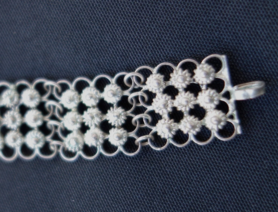 Vintage Handcrafted Ornamental Silver bracelet – India / Asia 17.5cm long
