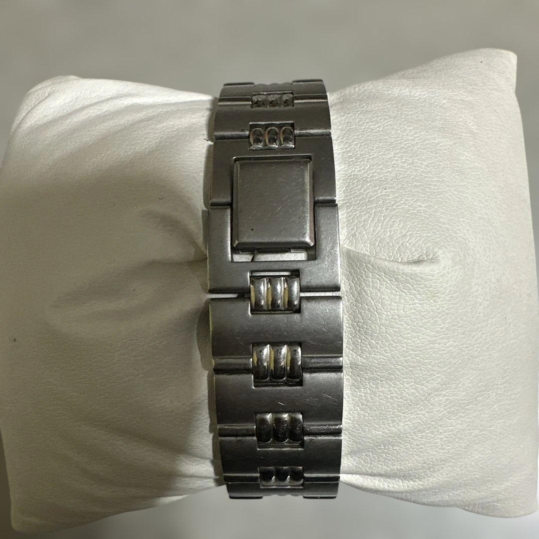 The CITIZEN JUNCTION Eco-Drive men’s watch is working.