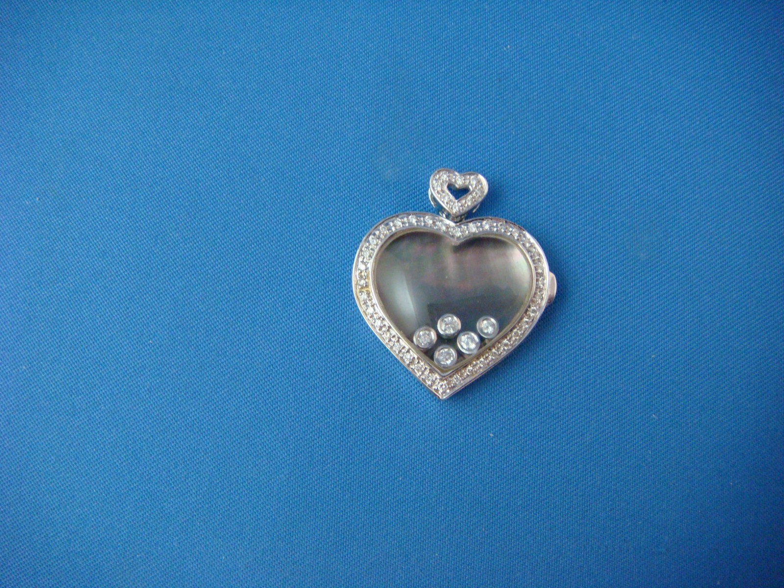 14 KT WHITE GOLD HEART SHAPE HAPPY DIAMONDS PENDANT-LOCKET 8.8 GRAMS