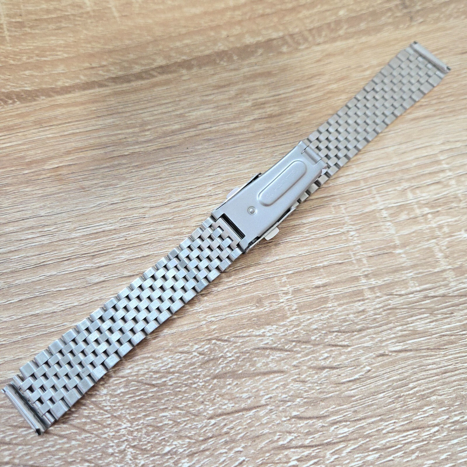 Rare and beautiful stainless steel watch bracelet/watch band 18mm