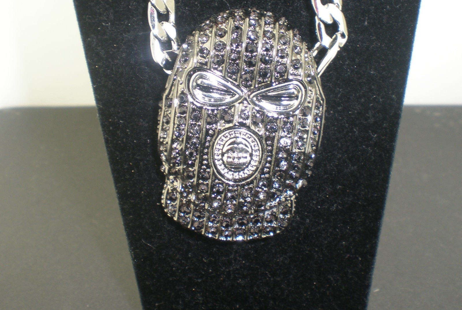 GOON MASK JOKER BATMAN HIPHOP CUTE MINI BLACK CZ GUN METAL CHARM WITH CHAIN