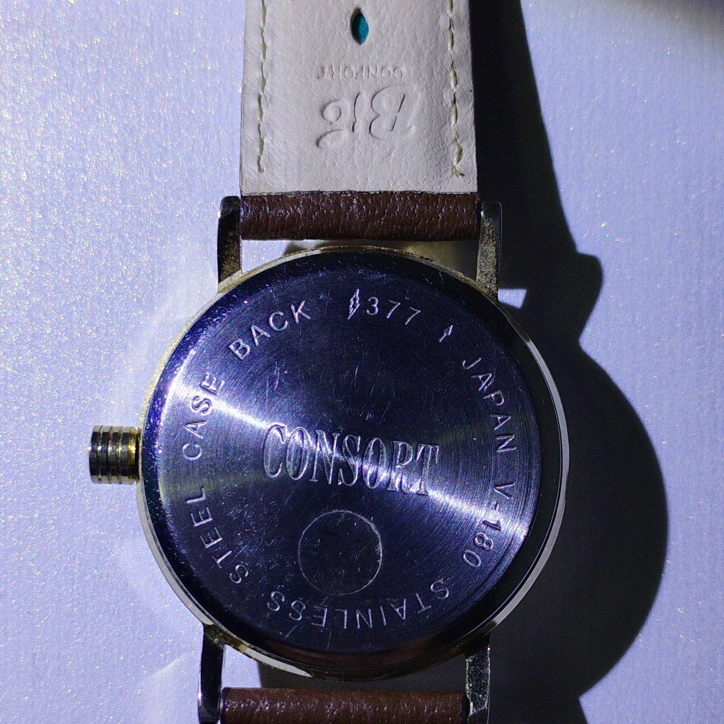 Consort Analog Wood Grain Beige Dial Brown Leather Stainless Steel Wristwatch