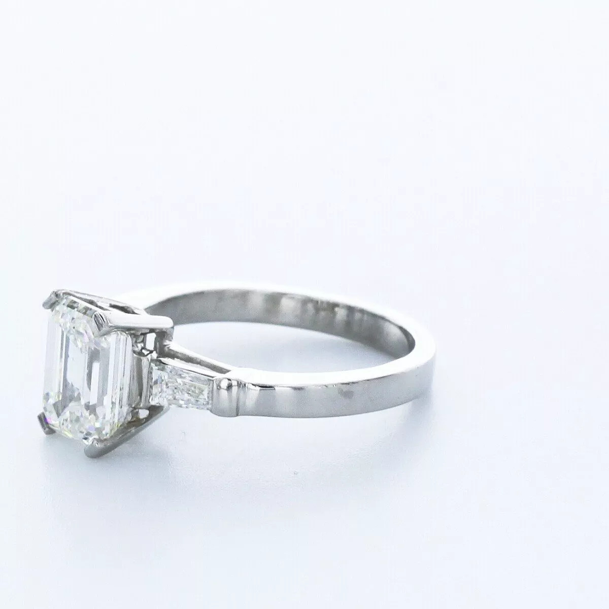 3-Stone Engagement Ring Platinum Classic 2.64 CT Emerald Lab-Grown Diamond H VS2