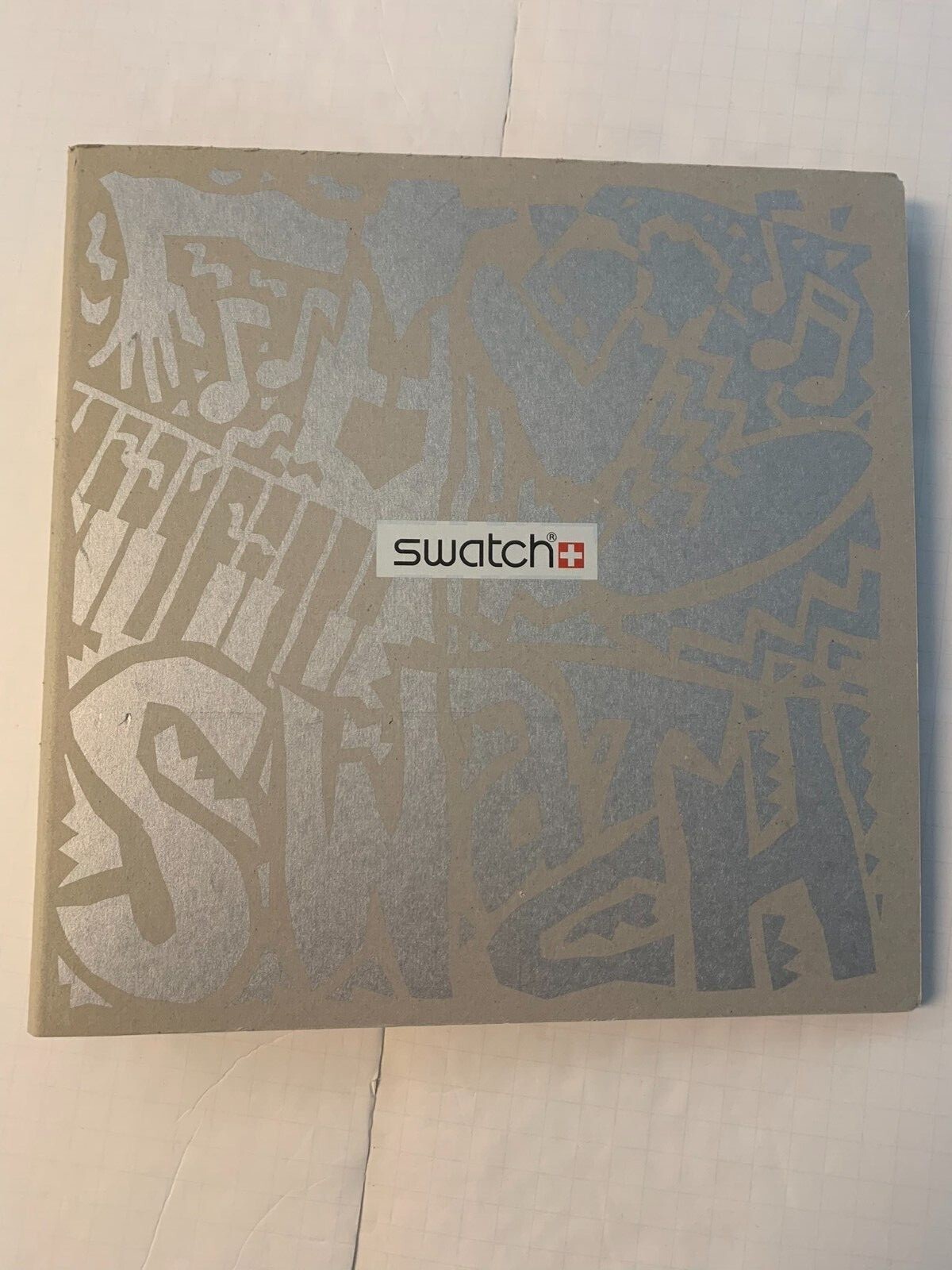 RARE VINTAGE SWATCH CLUB YEARBOOK 1996 WITH LOYALTY CLUB CARD – MINT CONDITION!