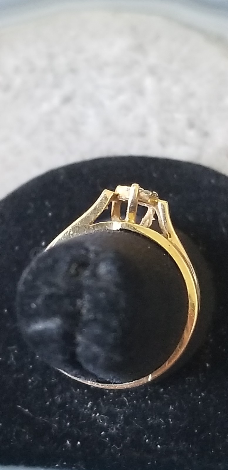 10K Solid Yellow Gold Diamond Heart Ring Size 7 1.95g