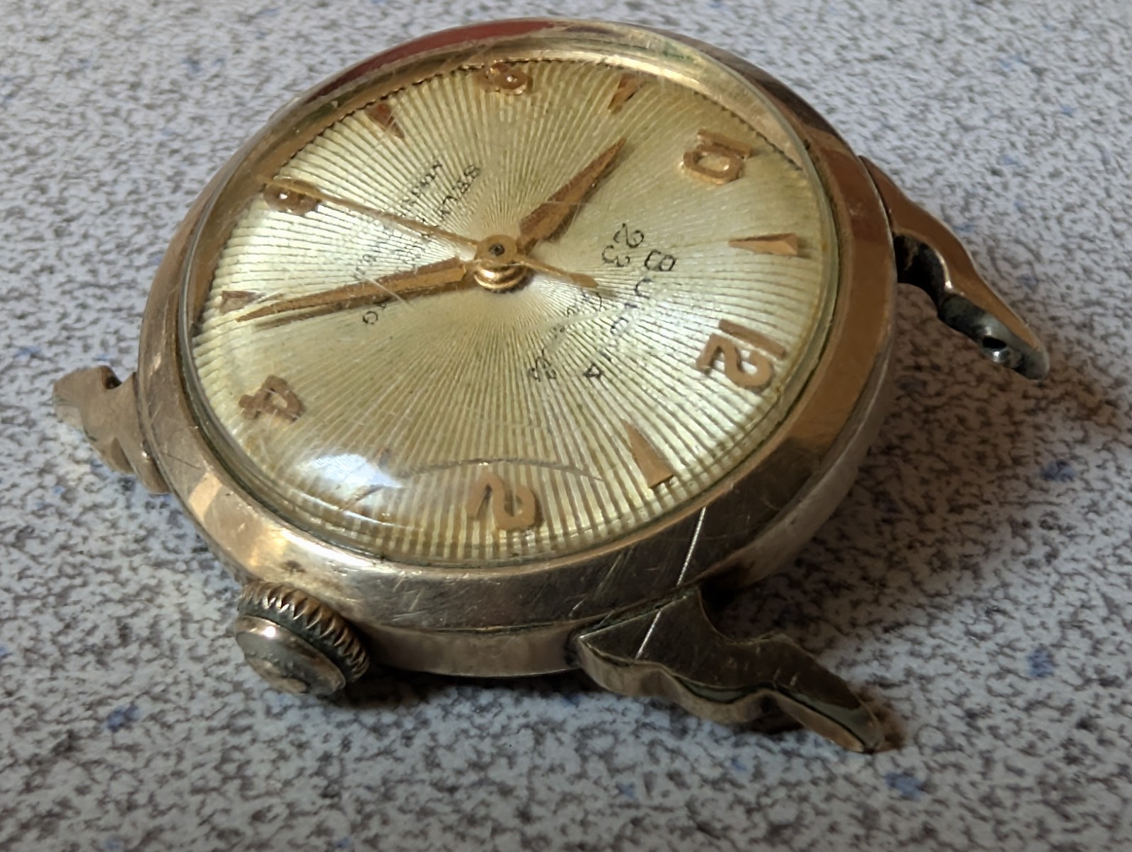 c1950’s BULOVA 23J 6 ADJUSTMENT SELF WINDING WATCH~KEEPS TIME REPAIR or PARTS