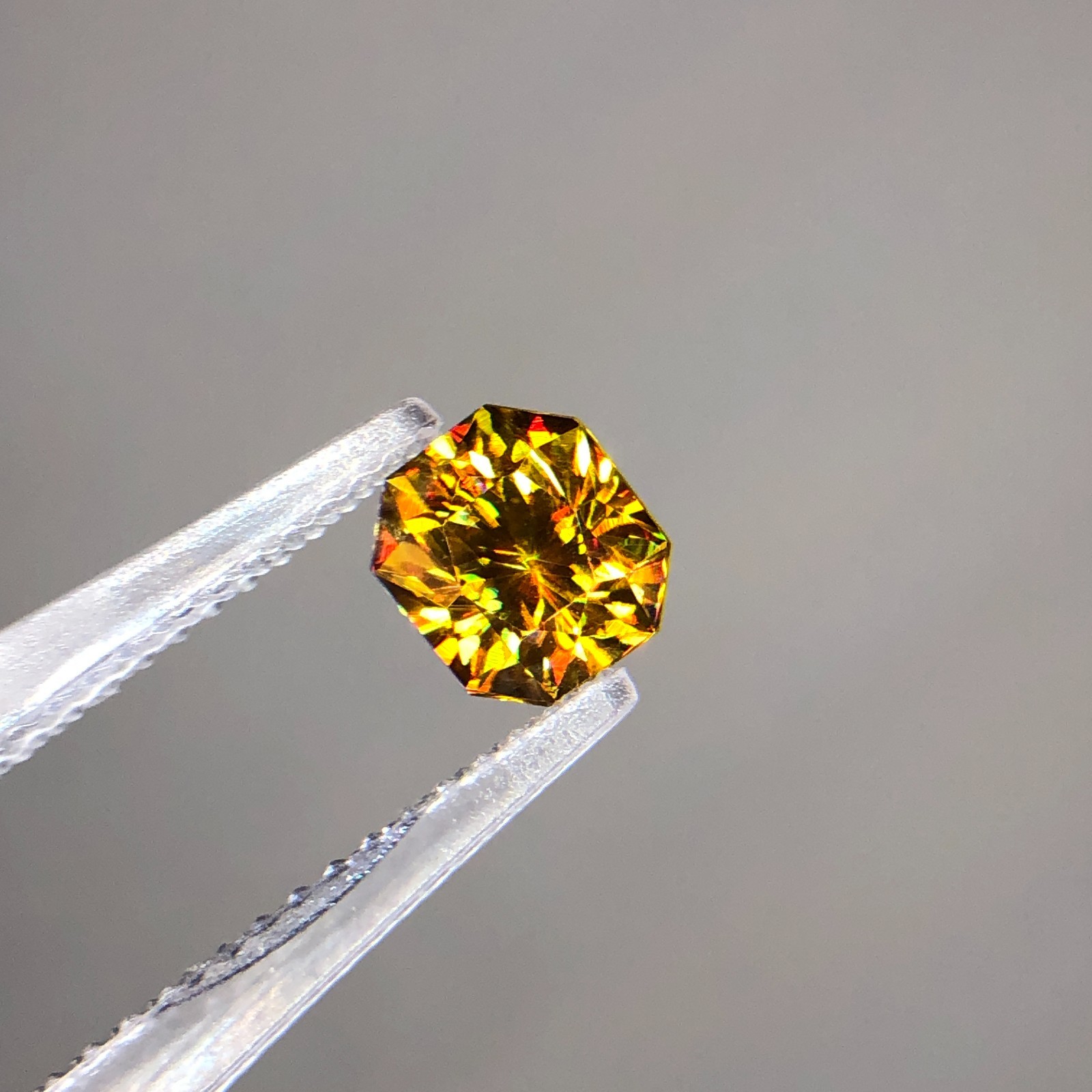 0.90 Carat Natural Full Fire Sphene Titanite Fancy Cut Gemstone For Jewelry