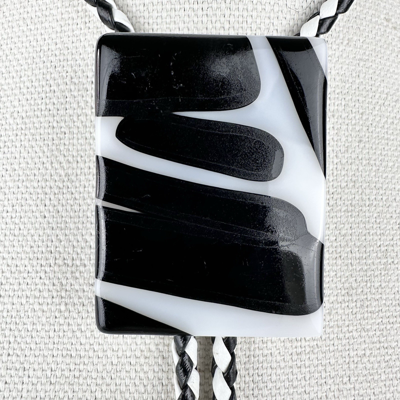 Stunning Vintage Black & White Artist Signed Fused Glass Western Bolo Tie