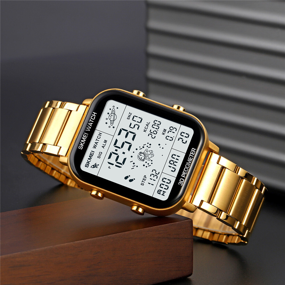 SKMEI Sport Watch Men Astronaut Dial Digital Wristwatch Male Steel LED Watches