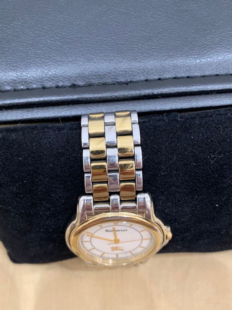 BURBERRY antique watch gold silver