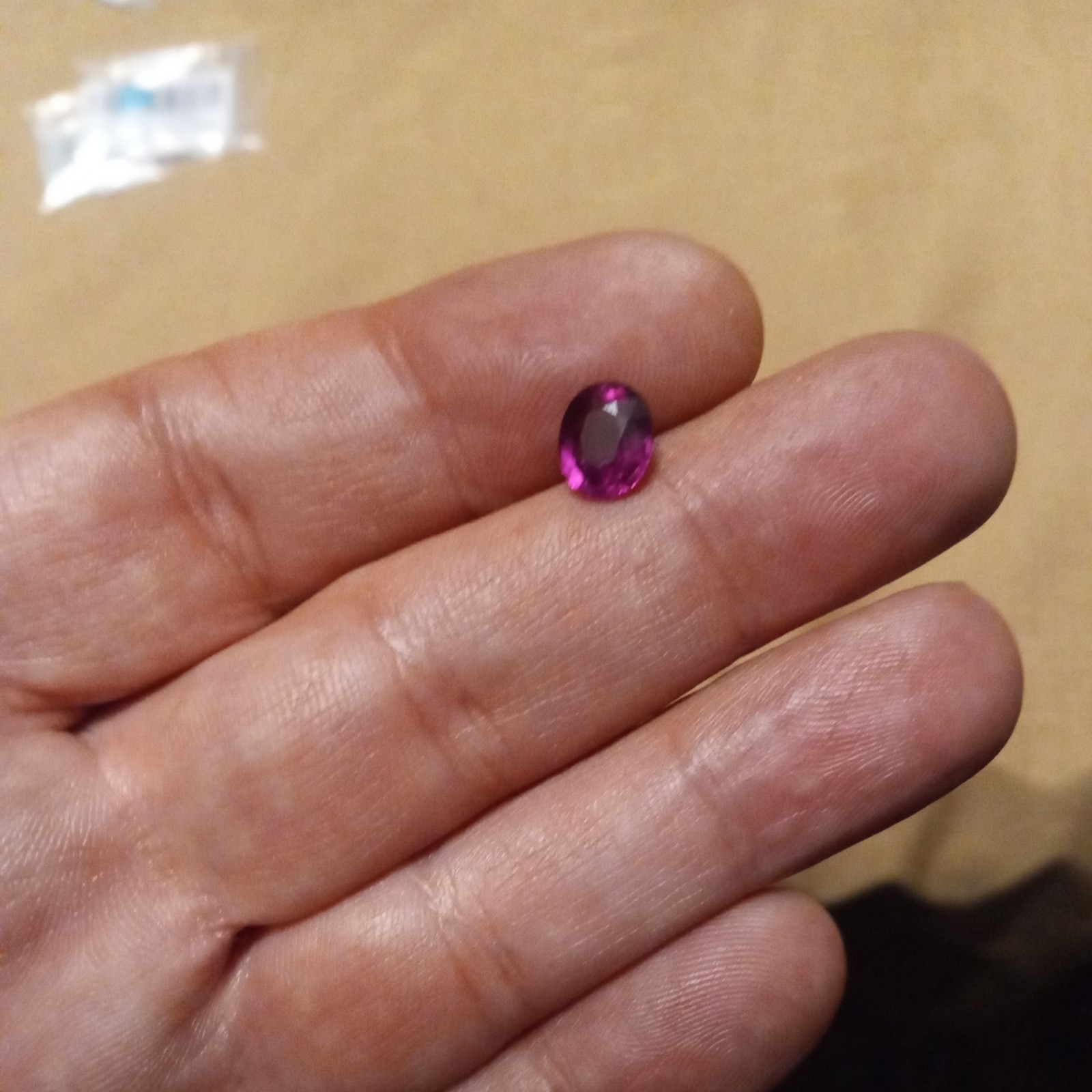 1.83 ct natural pinkish purple rhodolite Garnet oval shaped beautiful