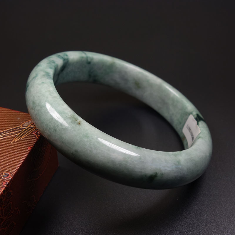 61mm Certified Grade A 100% Natural Green Jadeite Jade Bracelet Bangle Z06991