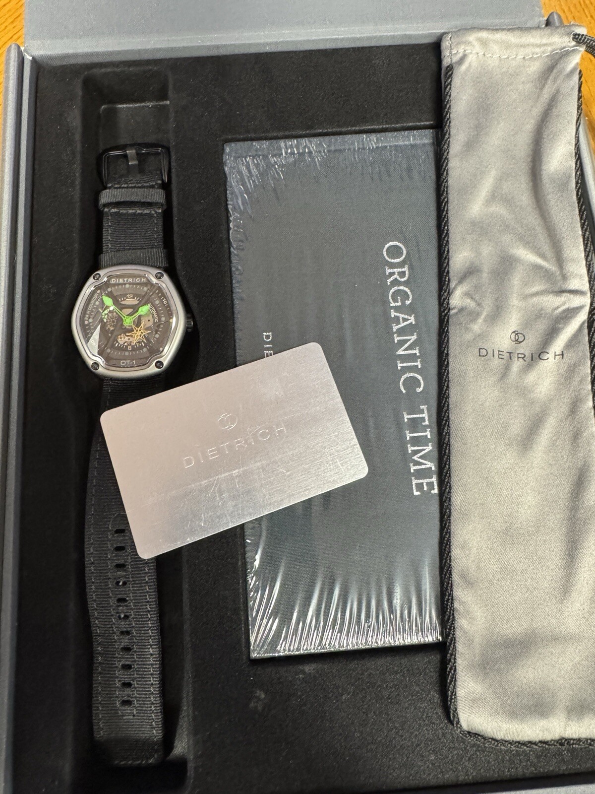 47mm Dietrich OT-1 Organic Time Men’s Automatic Wristwatch 82S7 Steel