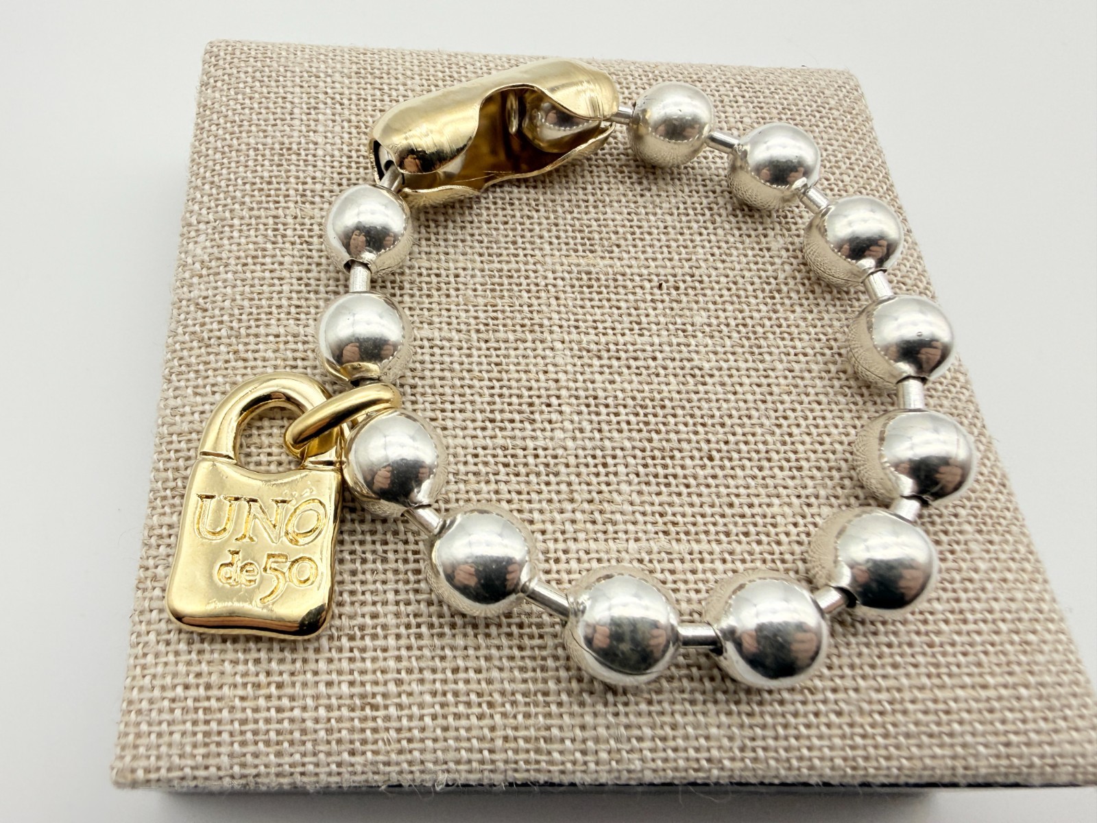 NEW Uno de 50 SNOWFLAKE Bracelet Sterling Silver 18k Gold Plated Beads Medium
