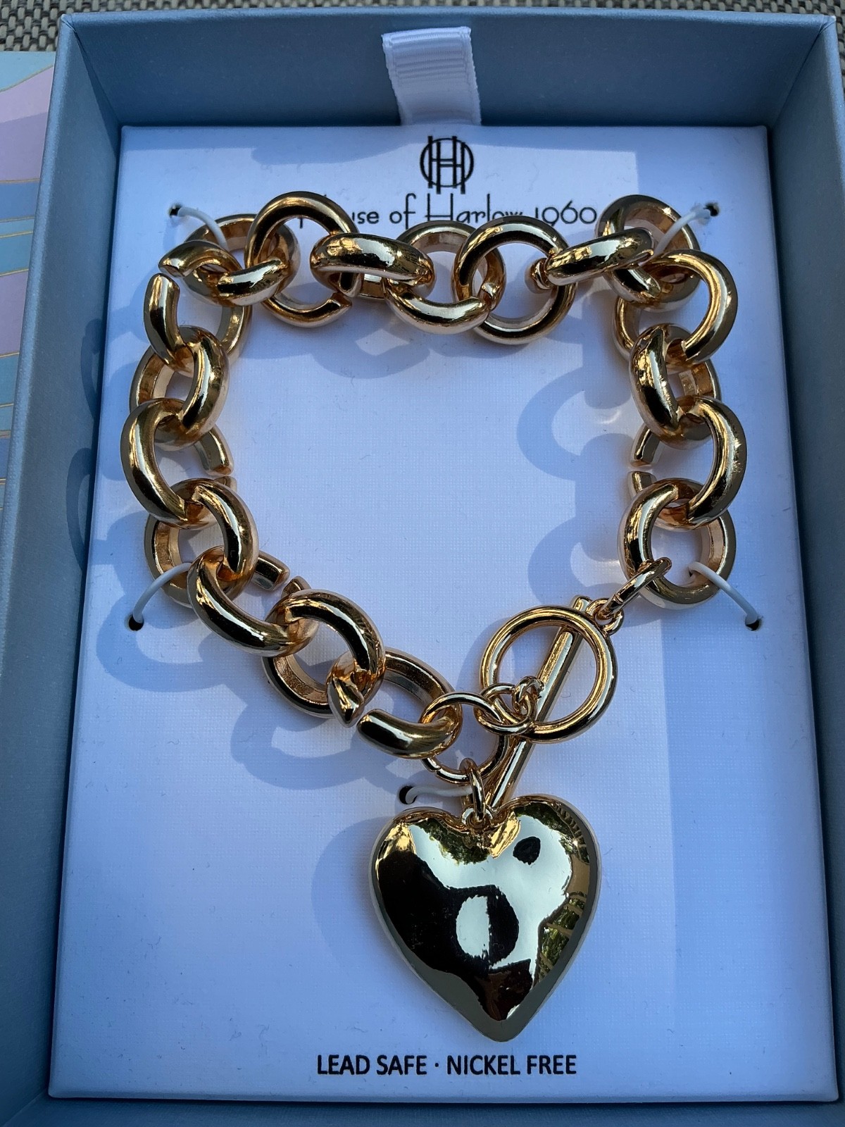 House of Harlow 1960 Heart Charm Gold tone Chunky bracelet Sz 7”-8” NIBox