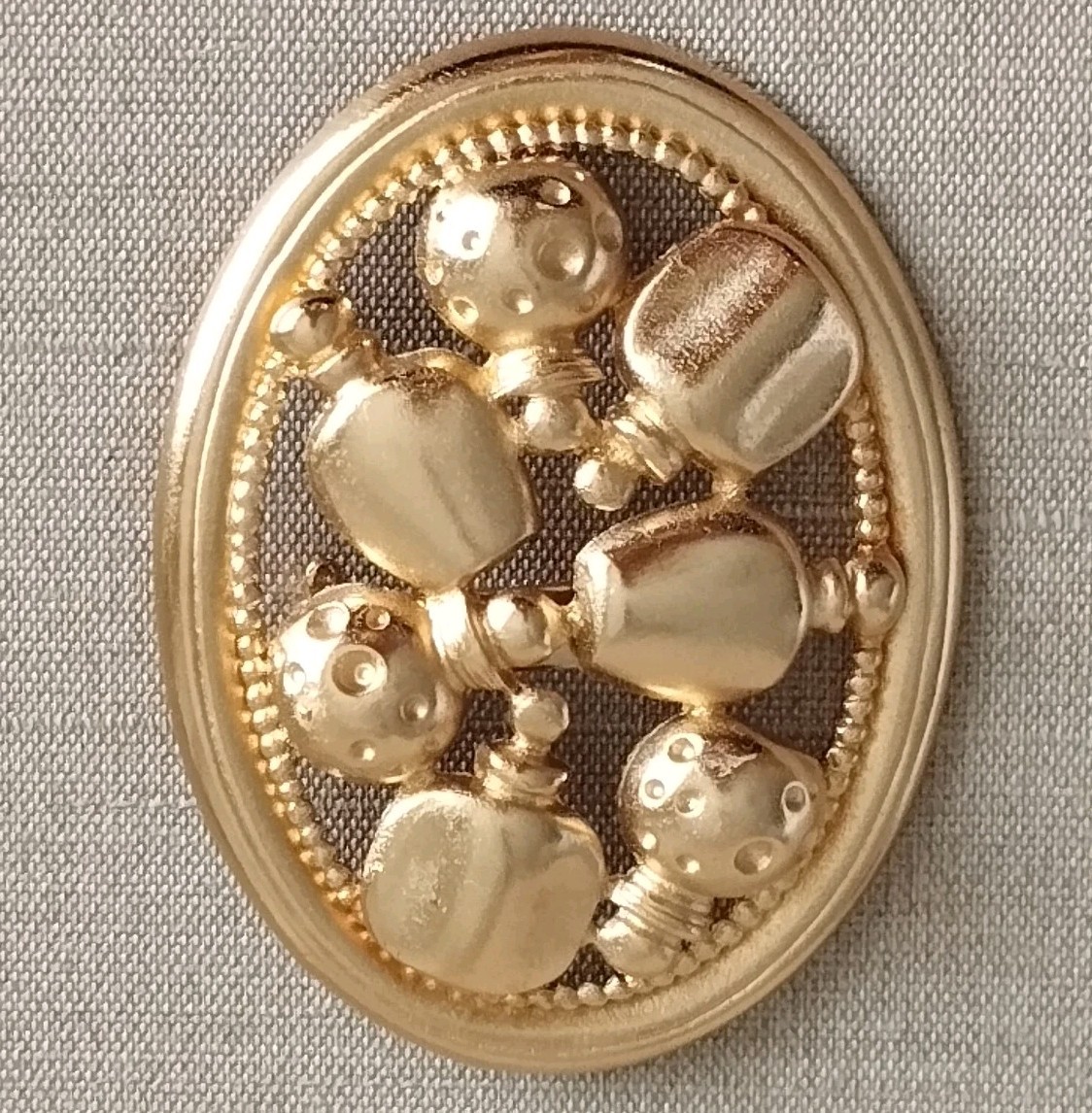 Vintage Parfums Christian Dior High-Relief Perfume Bottles Gold Tone Brooch
