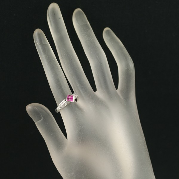 Ruby 0.31ct Diamond 0.20ct Ring 900 Platinum
