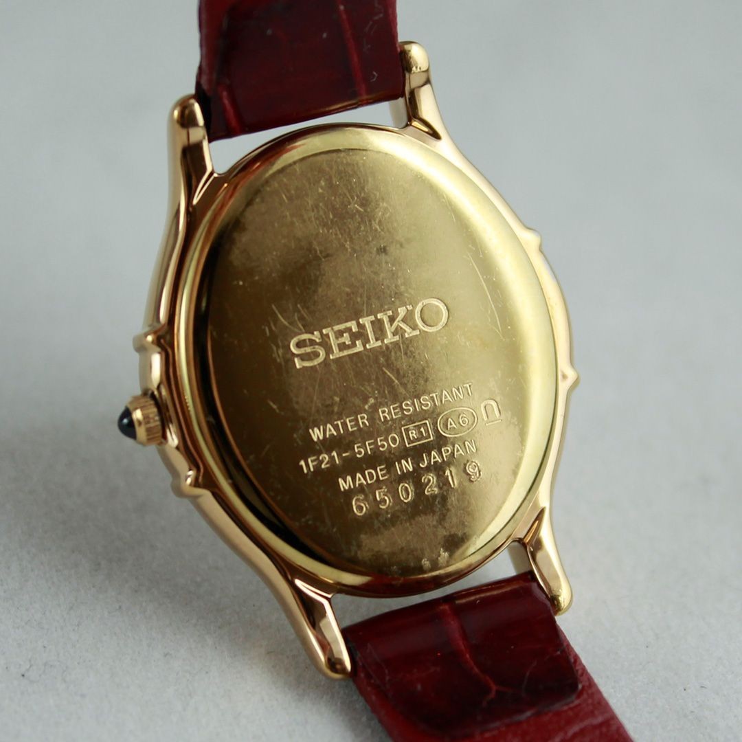 TEC 1 SEIKO EXCELINE 1F21 5F50 Ladies Quartz Shell Dial Diamond Oval Case Arabic