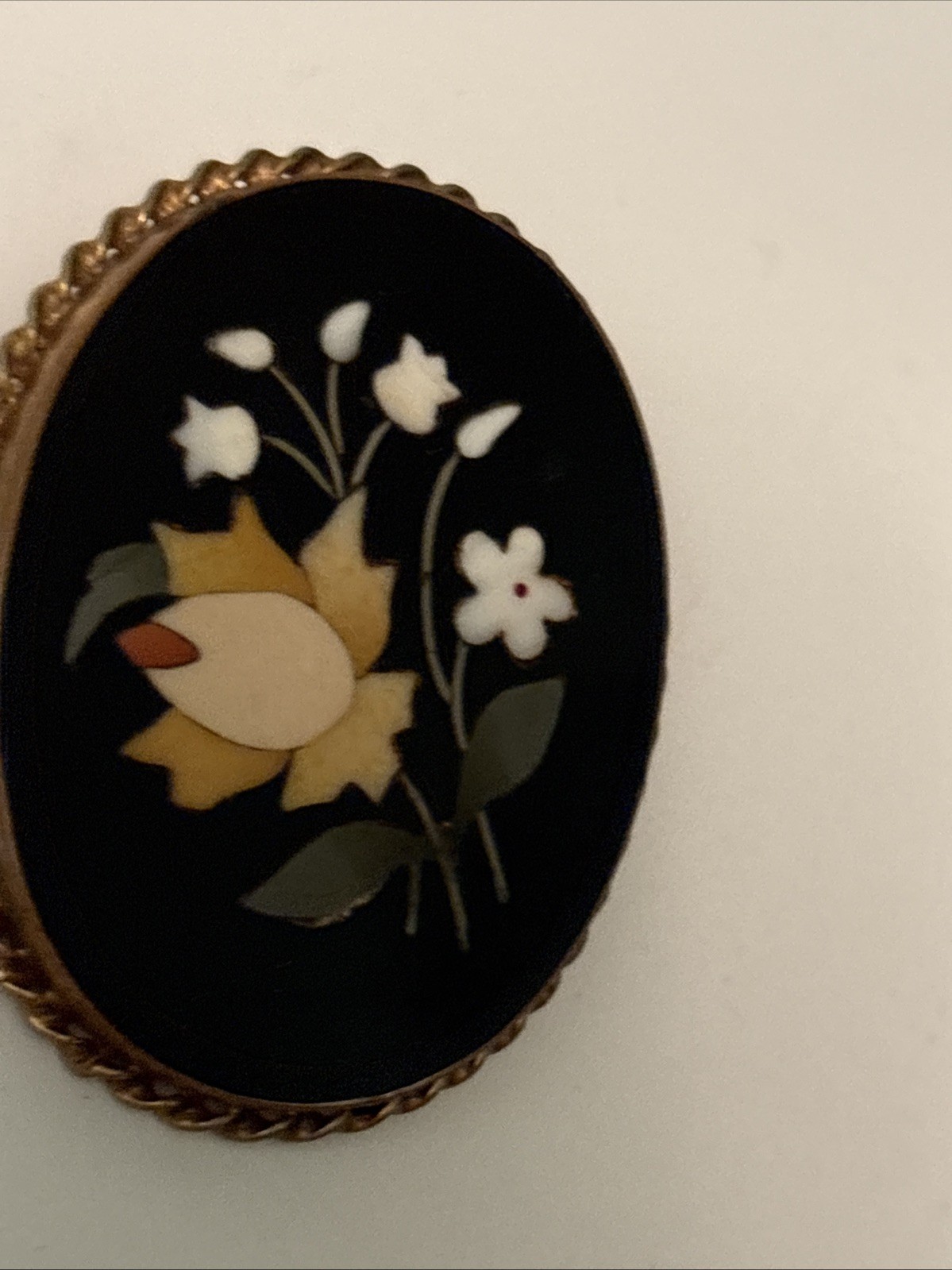 Vintage Gold Tone Floral Inlay Pietra Dura Brooch G2U