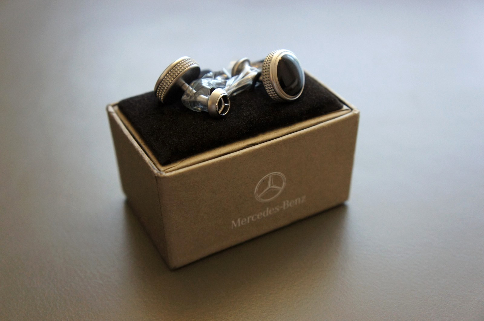 NIB Genuine & OEM Mercedes-Benz Control Element Black Enamel Cufflinks B66953090