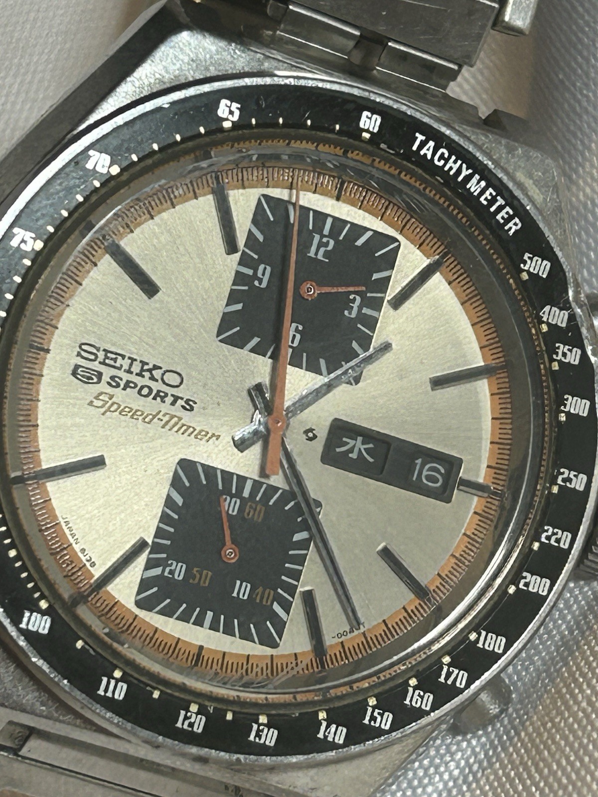 SEIKO 6138-0030 5 Sports Speed-Timer Champagne Dial Chronograph Automatic 1973