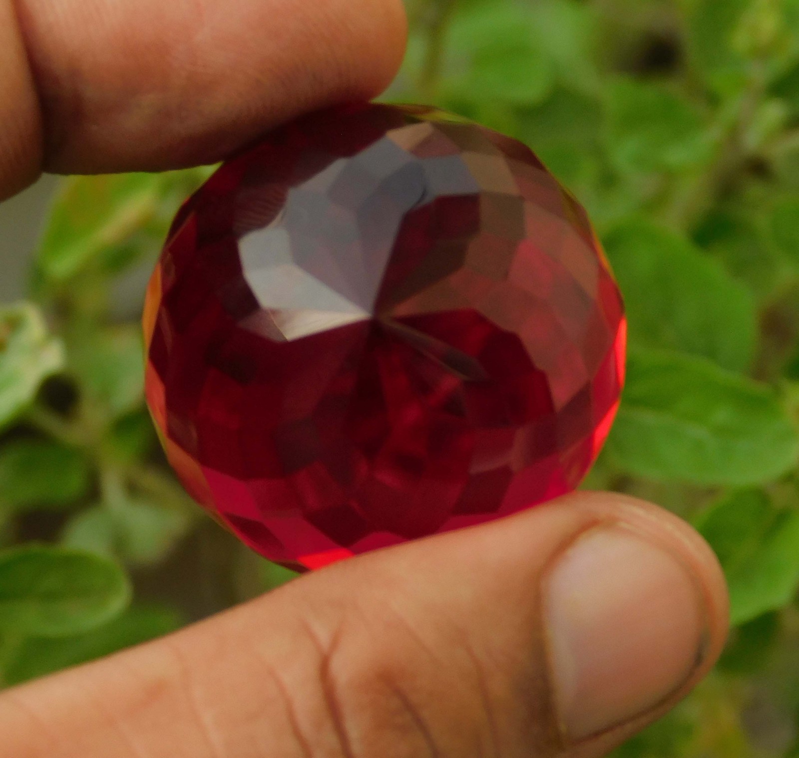 86.40cts. Natural Round Cut Translucent Madagascar Red Ruby Loose Gemstone