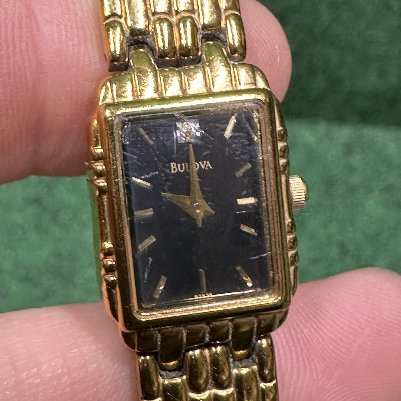 Vintage BULOVA Tank T8 Quartz NOT RUNNING