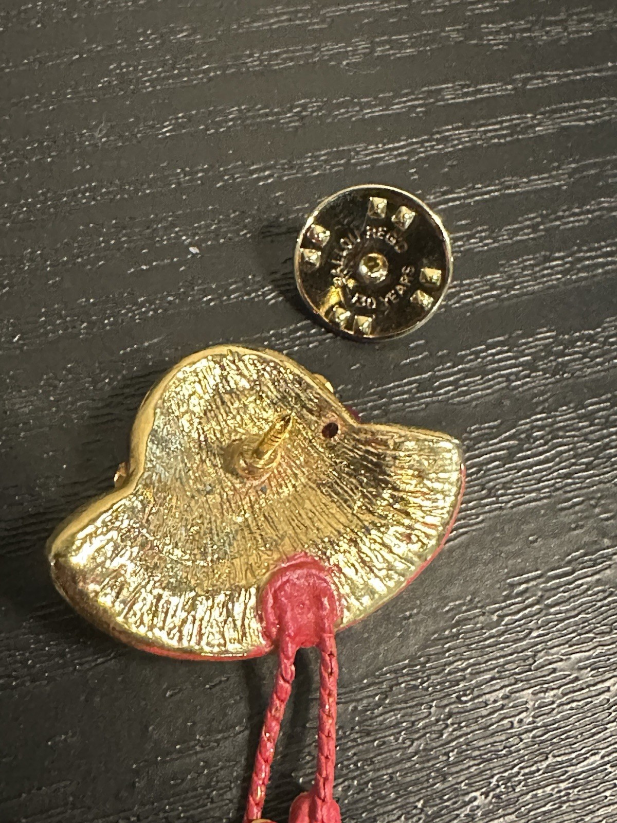 Red Hat Society One AJMC Snowman Brooch One Lapel Pin