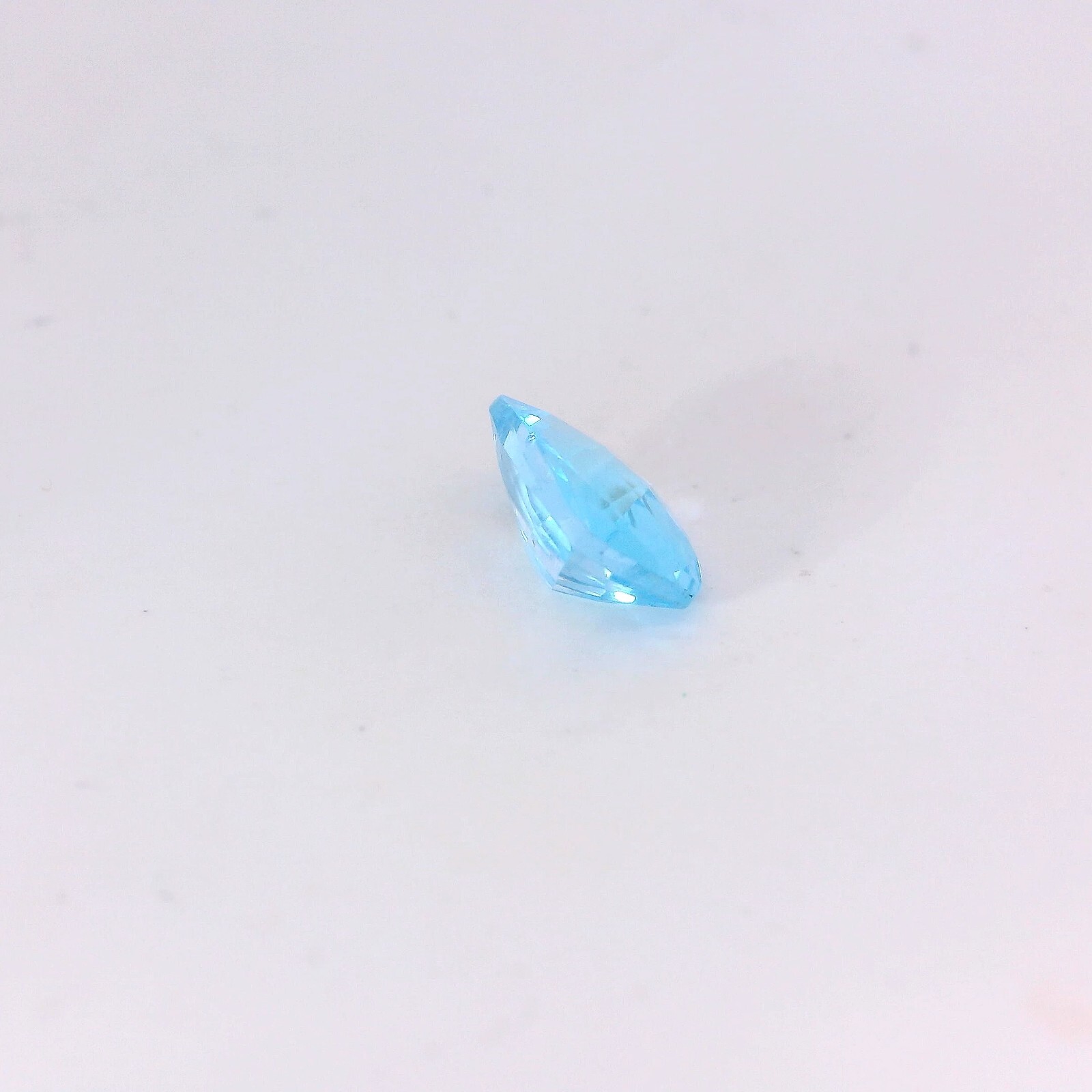1.64ct Loose Rose Cut Emerald Swiss Topaz 8.0 x 6.0 x 4.1mm
