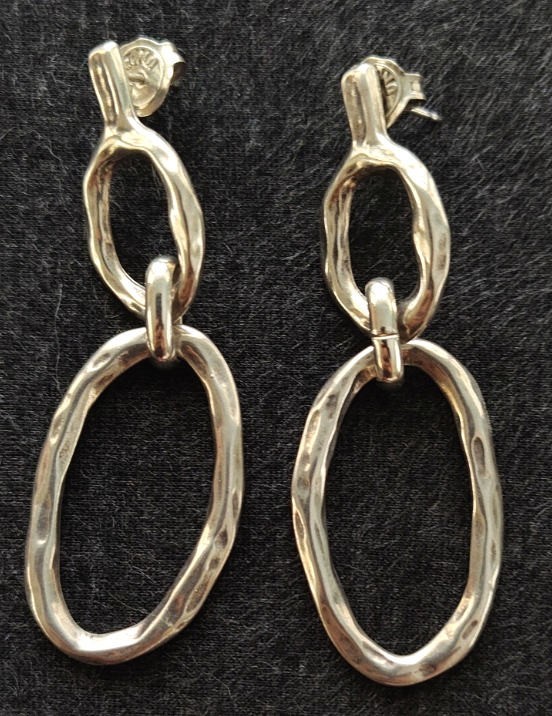 Uno de 50 Double Oval Link Dangle Earrings Silver Plated – Discontinued