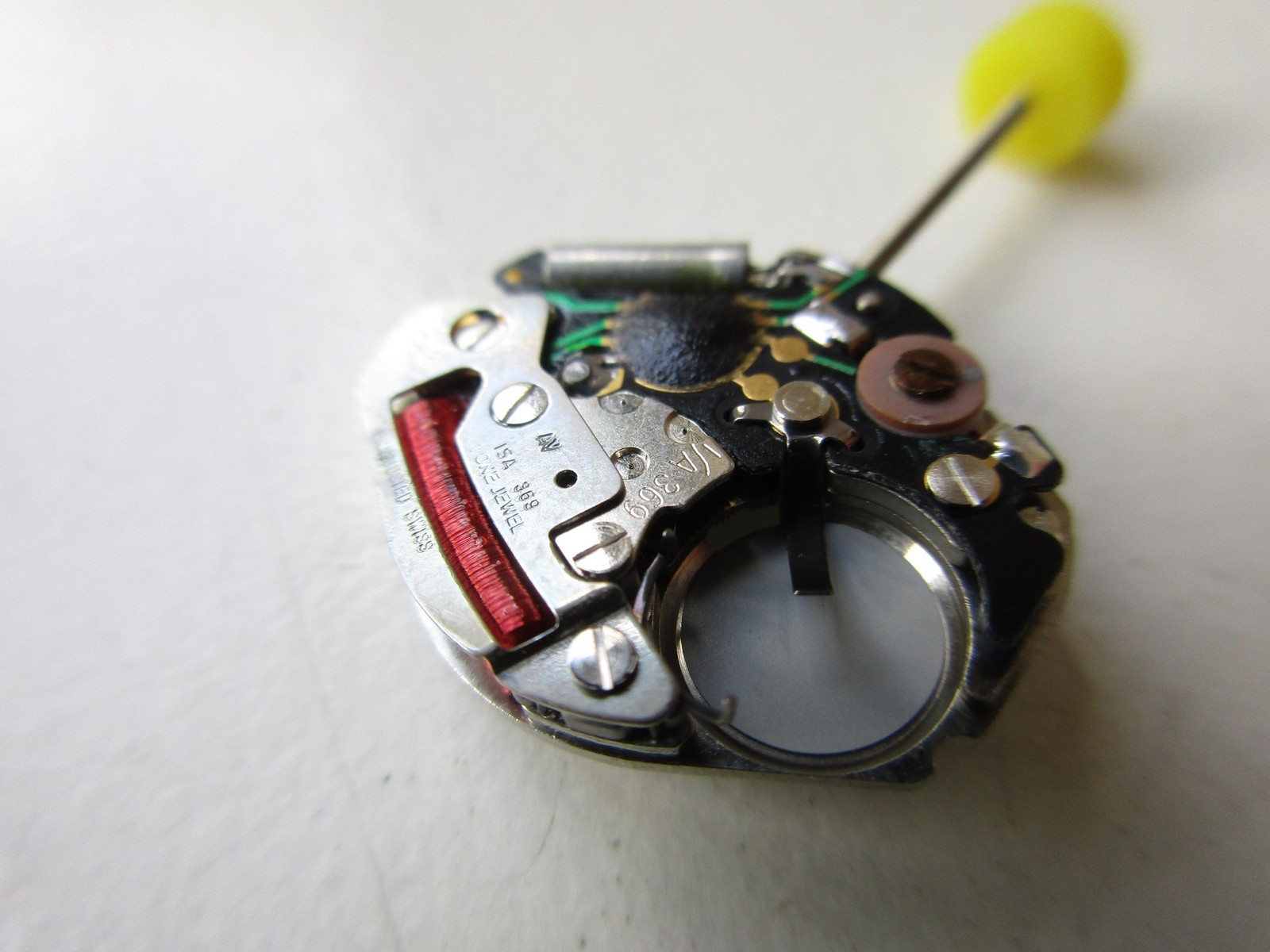 ISA 6¾ x 8″‘ cal. 369 N.O.S. 1 jewel quartz watch movement