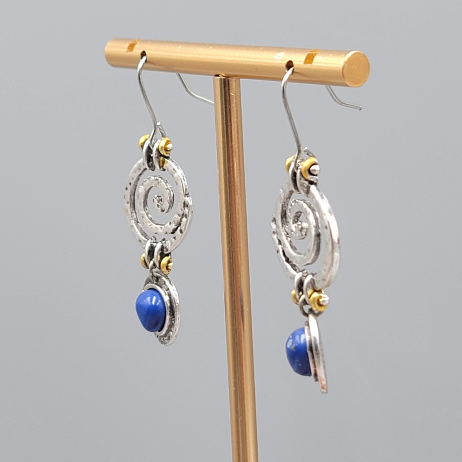 Blue Stone Hammered Metal Pierced Earrings Silver tone Gold tone Dangle 1 3/8 in
