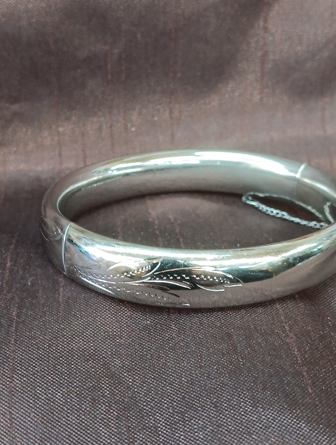 Vintage B.A.B Sterling Silver Hinded Bangle with Safety Chain 27 Grams