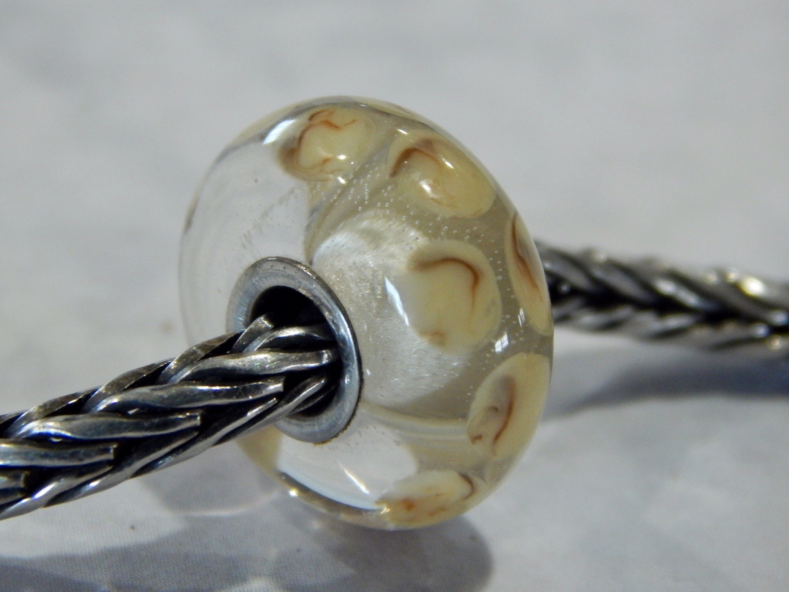 TROLLBEADS Fur Dot BEAD #1 RARE & RETIRED 2008 MUSEUM BEAD (ONE BEAD) NEW!