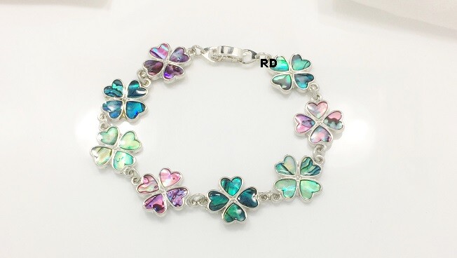 Clover Bracelet multi color Choose from different Sizes
